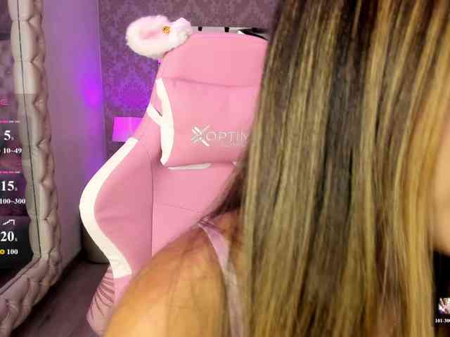 ElizHarper webcam