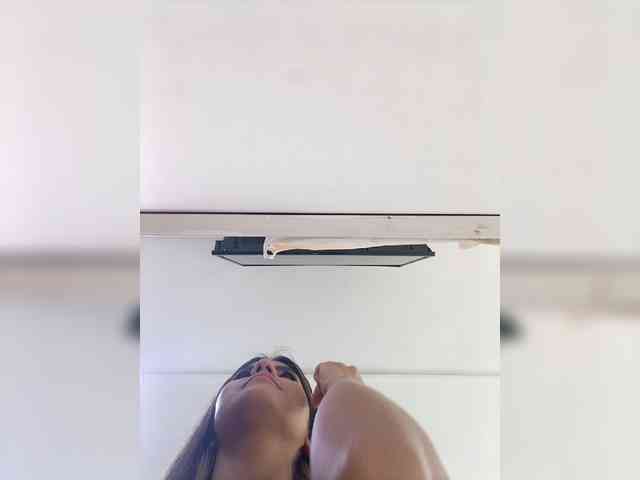 ElizHarper webcam