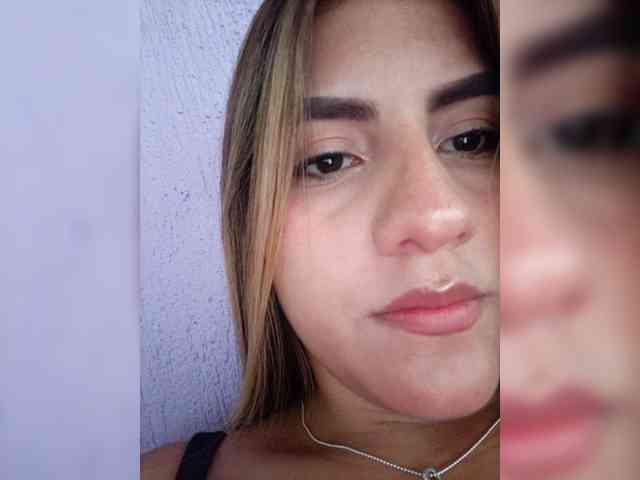 ElizHarper webcam
