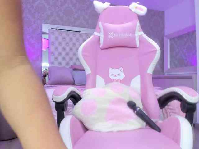 ElizHarper ElizHarper