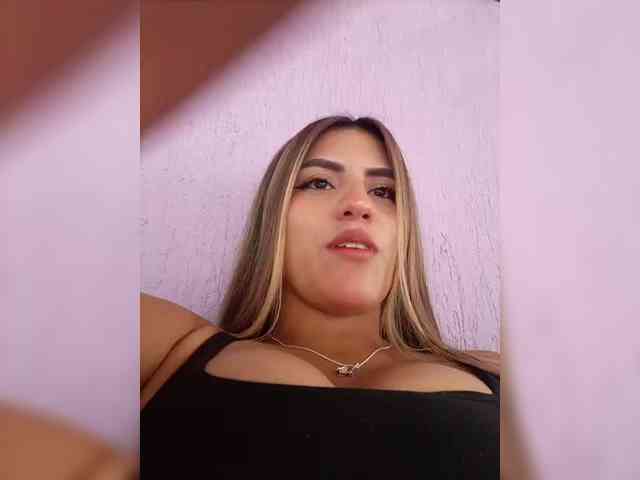 ElizHarper webcam