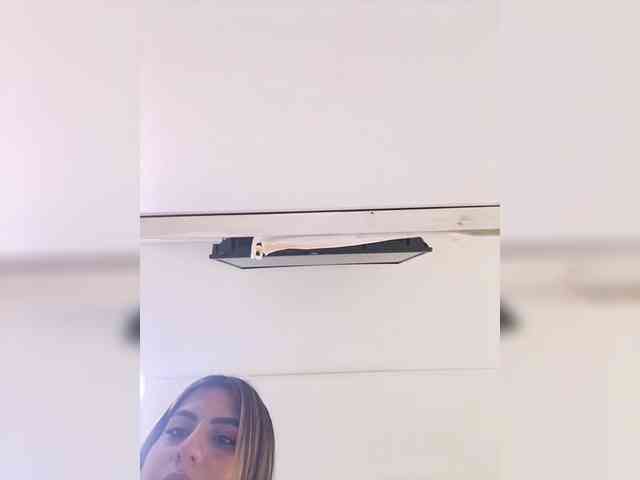 ElizHarper webcam