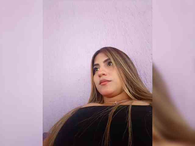 ElizHarper webcam