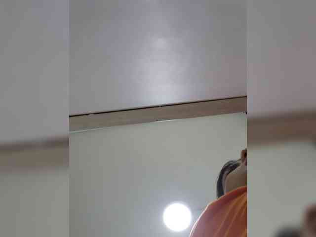 ElizHarper webcam