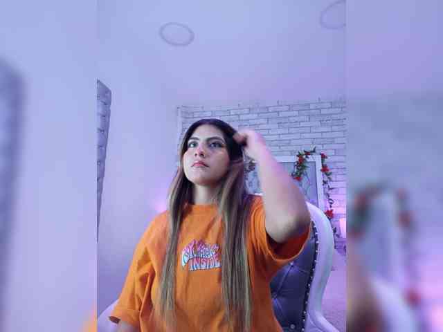 ElizHarper webcam