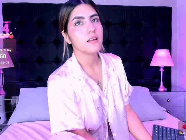 ElizHarper webcam