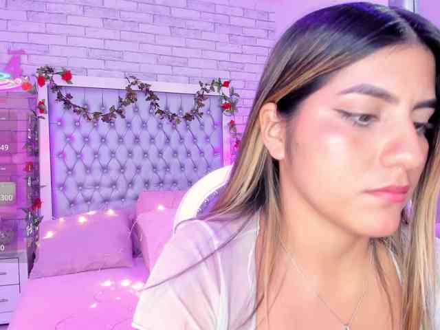 ElizHarper webcam