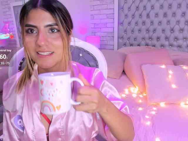 ElizHarper webcam