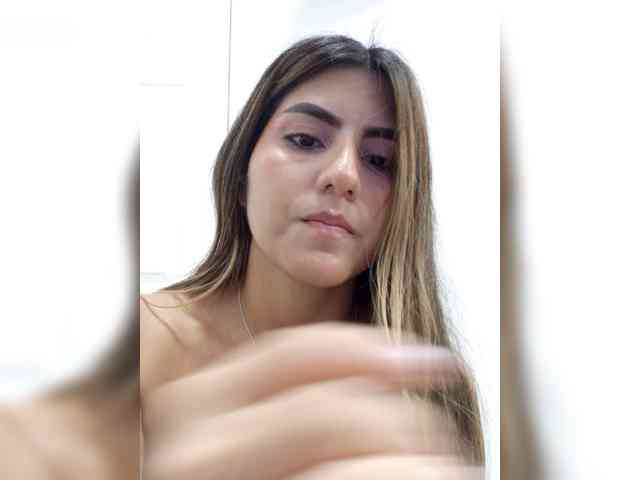 ElizHarper webcam