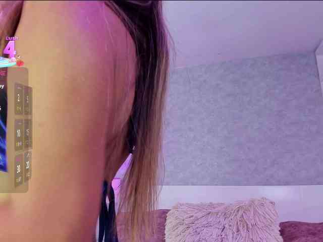 ElizHarper webcam