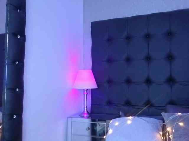 ElizHarper webcam