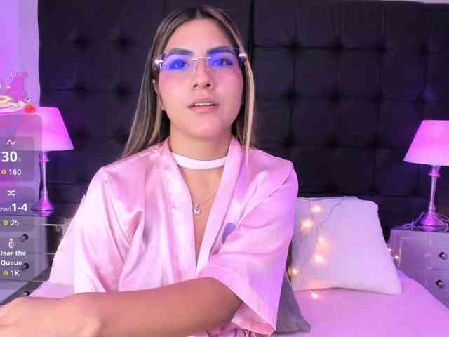 ElizHarper webcam