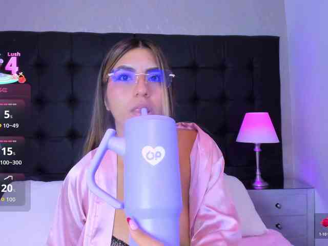 ElizHarper webcam