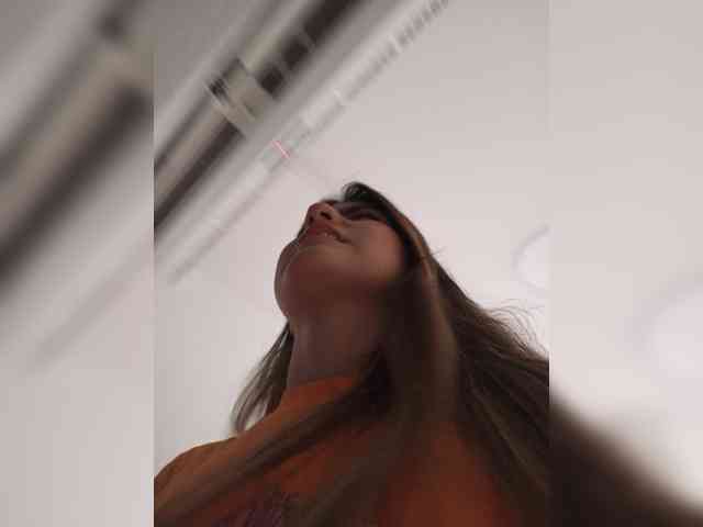 ElizHarper webcam