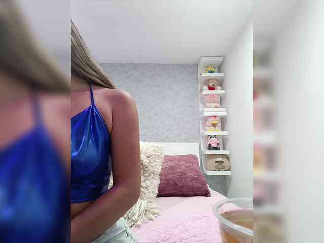 ElizHarper webcam