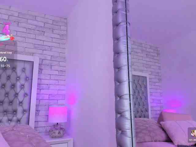 ElizHarper webcam