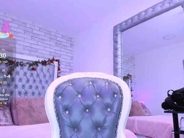 ElizHarper webcam