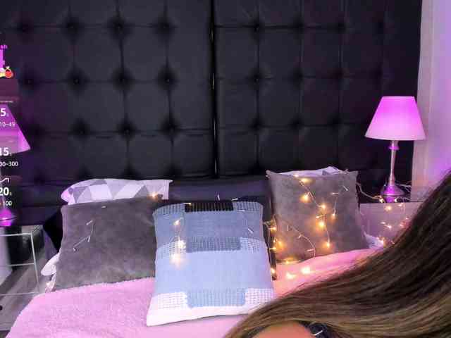 ElizHarper webcam