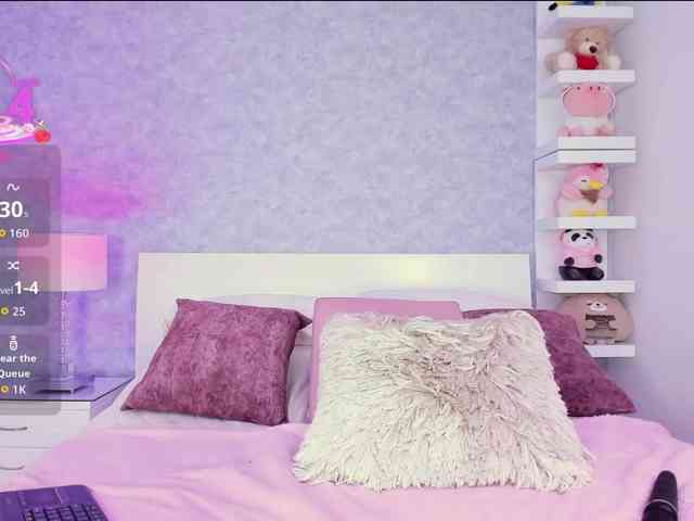 ElizHarper webcam