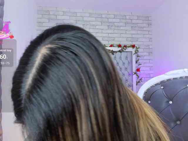 ElizHarper webcam