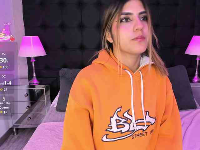 ElizHarper webcam