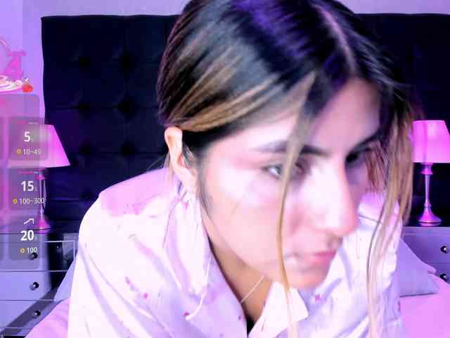 ElizHarper webcam