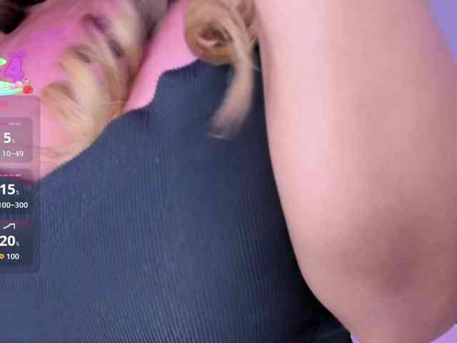 ElizHarper webcam