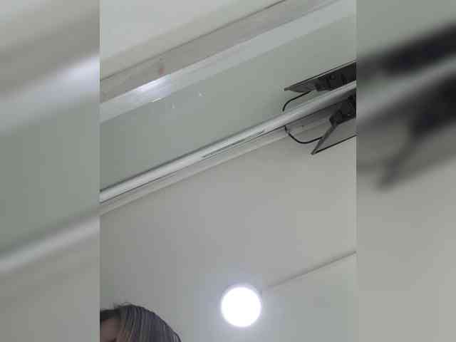 ElizHarper webcam