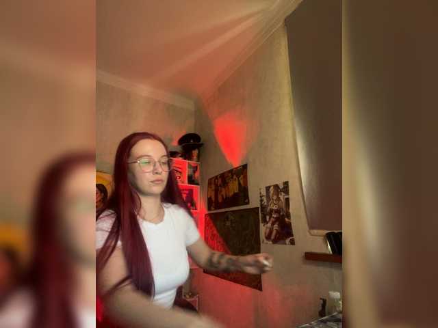 adrenalinse live cam on BongaCams