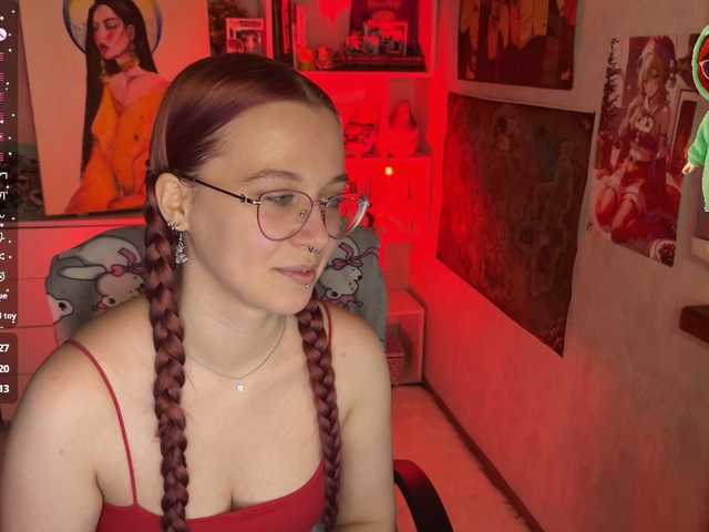 adrenalinse's BongaCams show and profile
