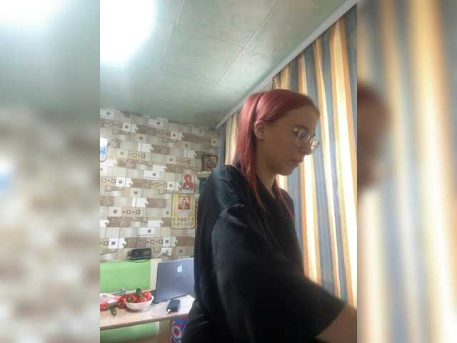 adrenalinse live cam on BongaCams