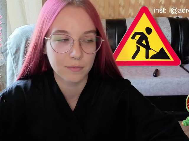 adrenalinse live cam on BongaCams