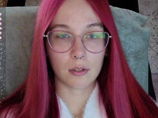 adrenalinse live cam on BongaCams
