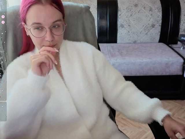 adrenalinse live cam on BongaCams