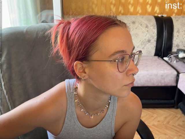 adrenalinse live cam on BongaCams