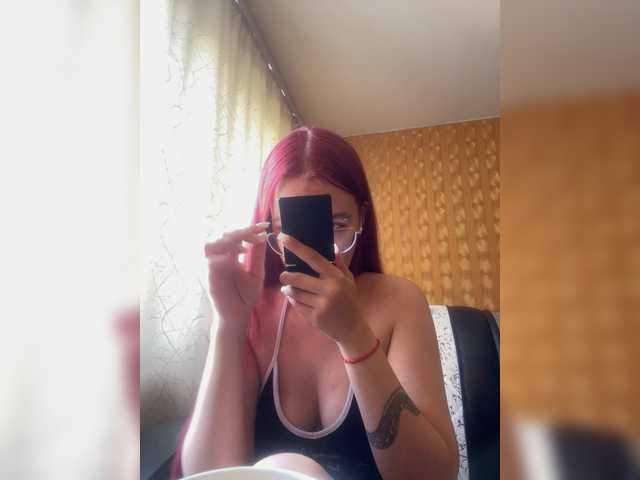 adrenalinse live cam on BongaCams
