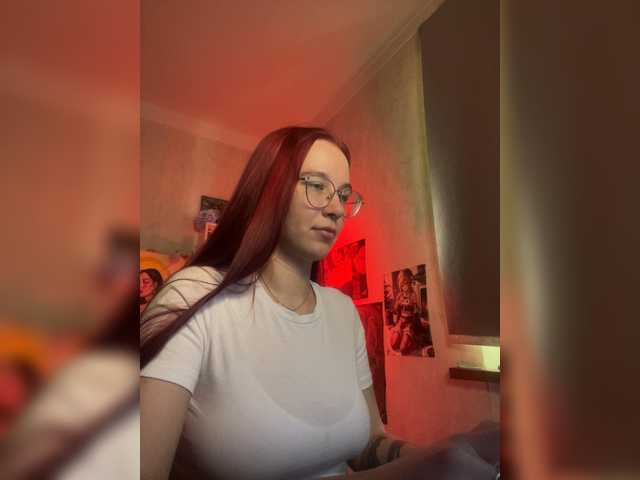 adrenalinse live cam on BongaCams