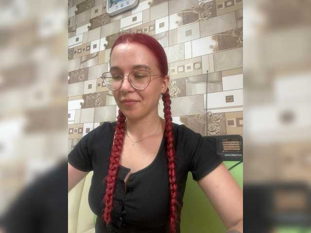 adrenalinse live cam on BongaCams