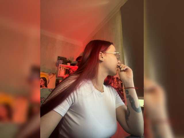 adrenalinse live cam on BongaCams