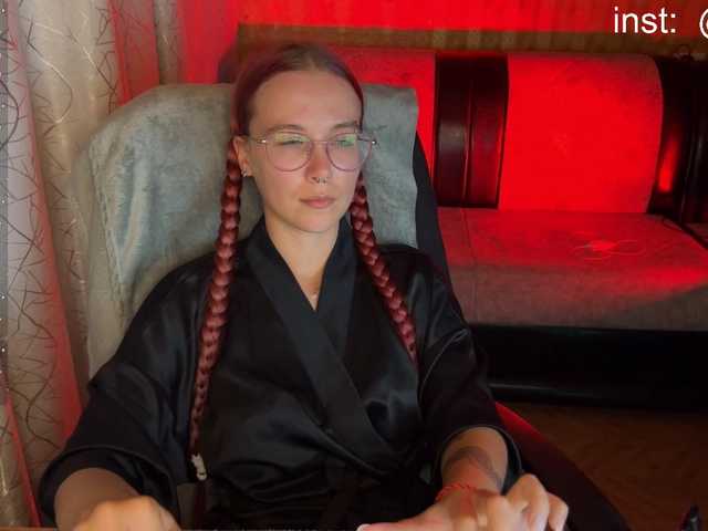 adrenalinse live cam on BongaCams