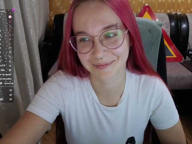 adrenalinse live cam on BongaCams