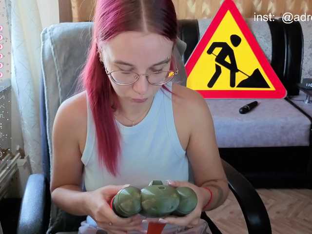 adrenalinse live cam on BongaCams