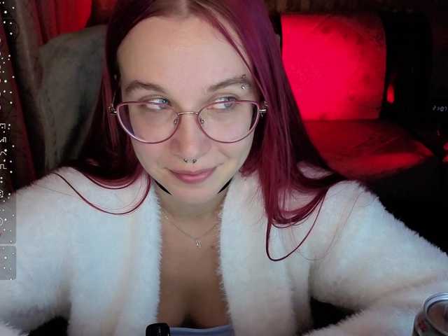 adrenalinse live cam on BongaCams