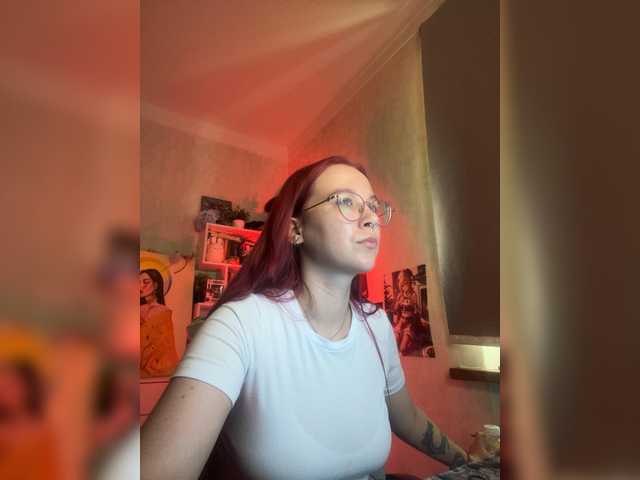 adrenalinse live cam on BongaCams