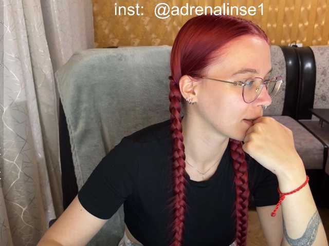 adrenalinse live cam on BongaCams