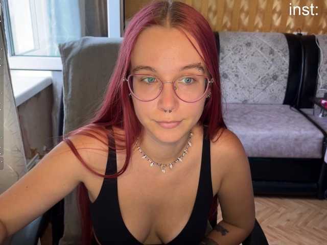 adrenalinse live cam on BongaCams