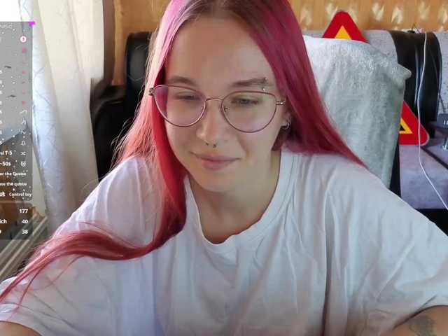 adrenalinse live cam on BongaCams