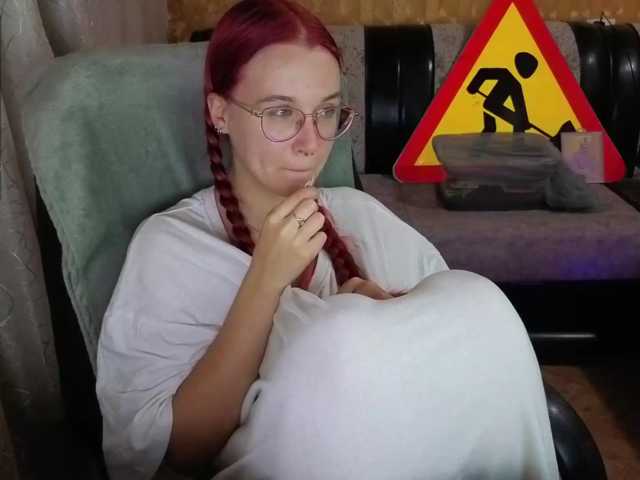 adrenalinse live cam on BongaCams