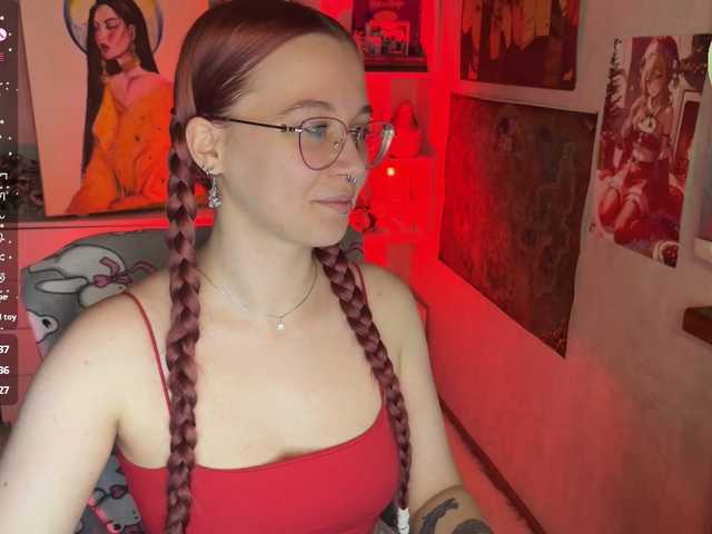 adrenalinse's BongaCams show and profile