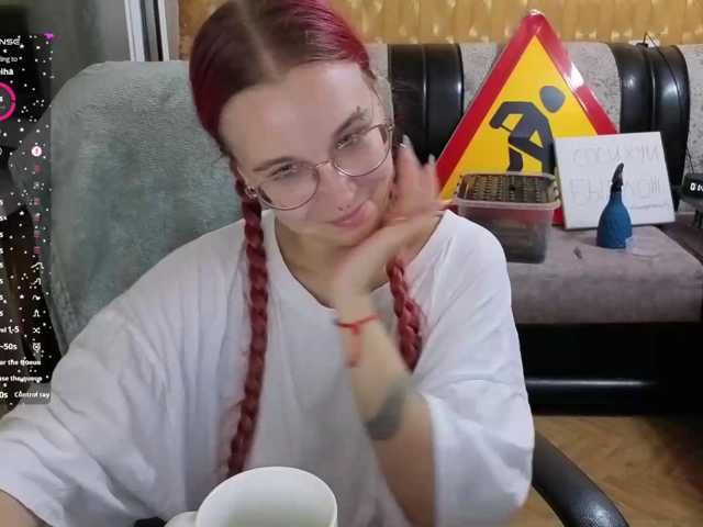 adrenalinse live cam on BongaCams